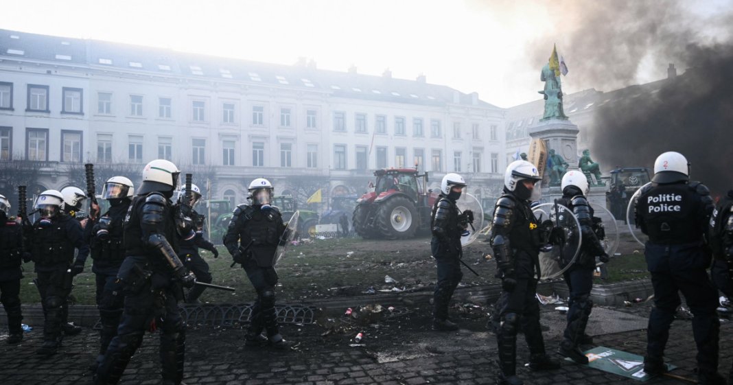 Ursula von der Leyen anunță că semnarea acordului Mercosur va fi amânată până în luna ianuarie.