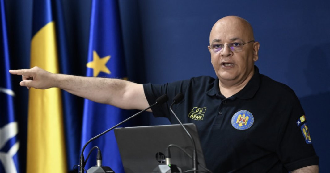 Vreme severă în România. Raed Arafat a organizat o întâlnire de urgență cu prefecții din întreaga țară. Ce măsuri au fost adoptate.