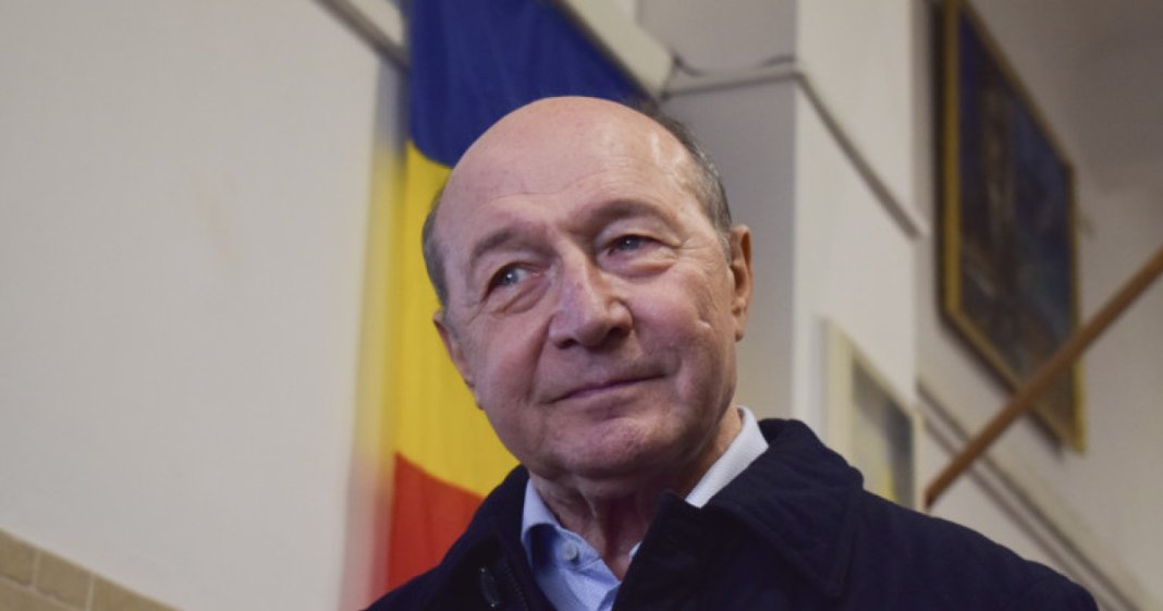 Traian Băsescu, referindu-se la posibilitatea destrămării Coaliției: „PSD realizează ce ar implica ieșirea din guvernare”