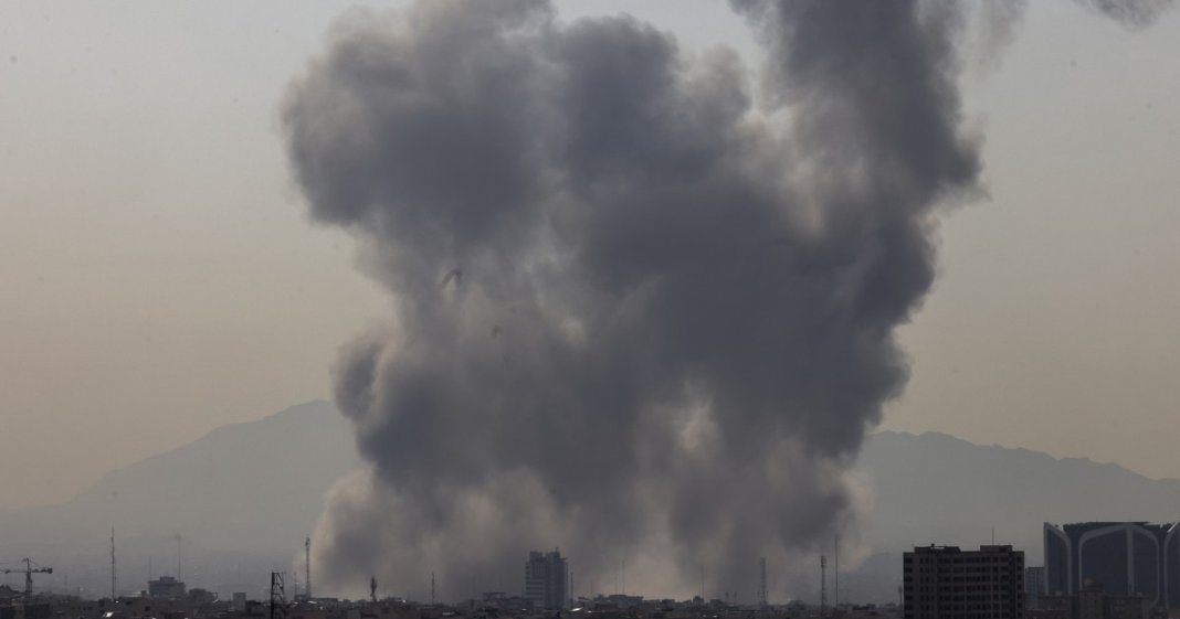 Conducători iranieni de frunte ar fi fost eliminiți în atacuri, afirmă surse israeliene. Dintre aceștia, ministrul...