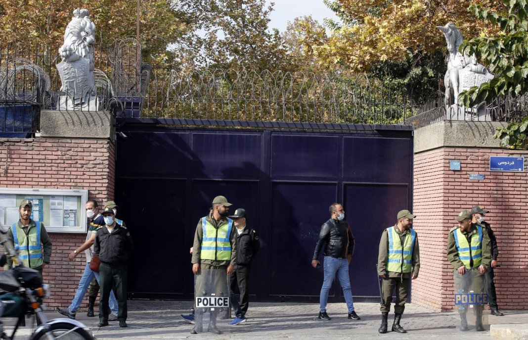 Trump declară că „nu este satisfăcut” de tratativele cu Iran. Pe tema unei posibile utilizări a forței de către SUA: „Aș prefera să nu fie necesară, dar uneori devine inevitabil”