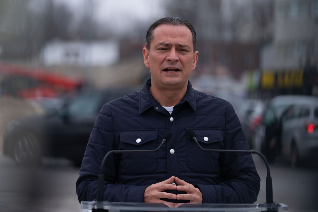 Daniel Băluţă, critici acerbe față de Ilie Bolojan: „A făcut dovada limitărilor sale și a absenței de empatie. Împiedică tot ce este legat de PSD”