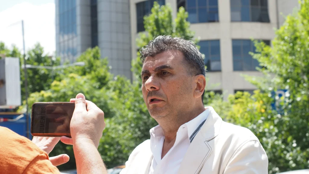 Ingineria financiară a Realitatea, canalul TV care îl sprijină pe Călin Georgescu Ingineria financiară a Realitatea, canalul TV care îl sprijină pe Călin Georgescu