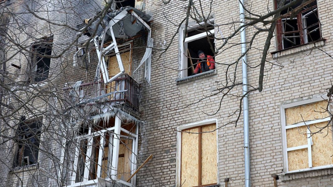 SUA continuă să desfășoare 5.000 de militari și o serie de nave de război în Orientul Mijlociu. Trump: 