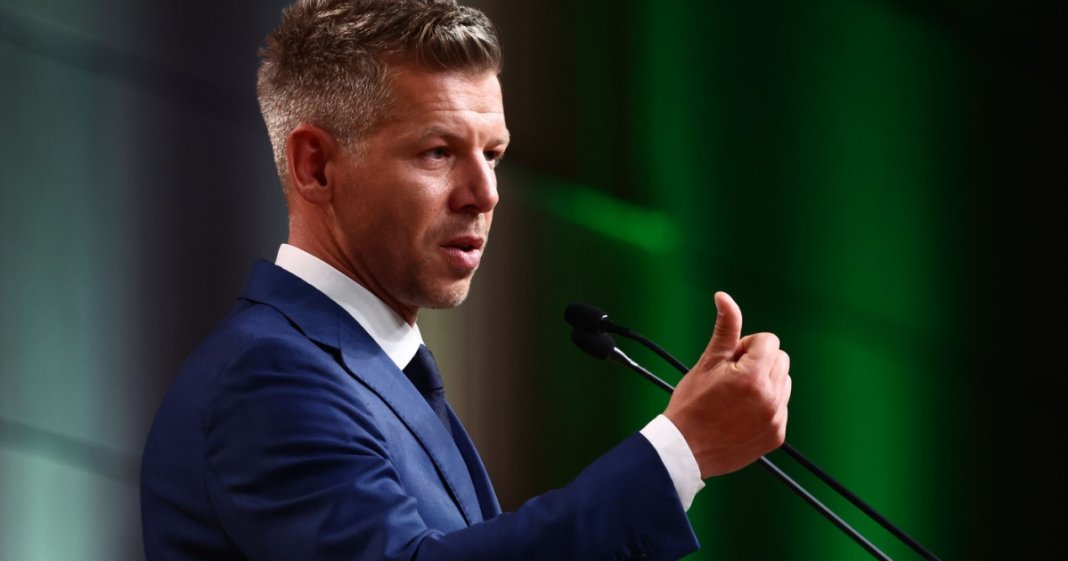 Péter Magyar formulază acuzații grave împotriva partenerilor lui Viktor Orbán: transferuri financiare substanțiale...