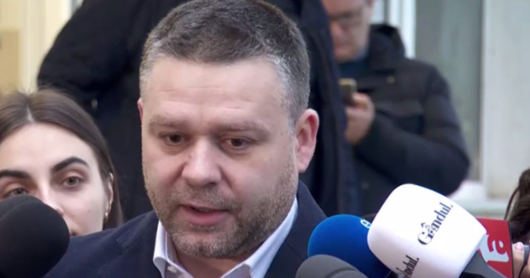 Ciprian Ciucu, solicitat să comenteze despre posibilitățile moțiunii de cenzură: Se desfășoară. Sunt între cinci și zece voturi lipsite pentru...