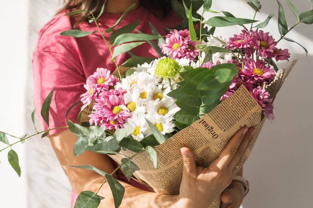 10 idei de buchete de flori elegante pentru evenimentele speciale din viața ta