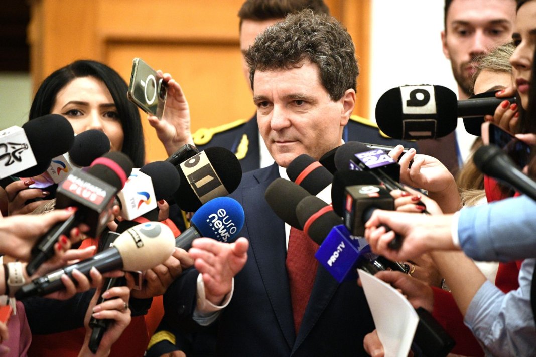 Nicușor Dan declară: „Vom avea o administrație minoritară”. Așteptările formațiunilor pentru soluții.