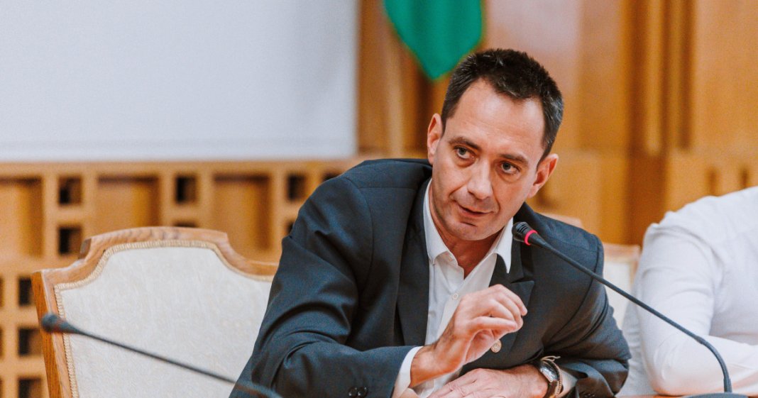 UDMR a hotărât, după trei ore, să nu se alăture guvernului Veștea. Cum vor vota parlamentarii maghiari?