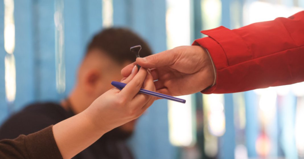 Cine ar obține voturile locuitorilor din București în cazul unor alegeri? Formațiunea aflată pe prima poziție ar înregistra 22% din voturi...