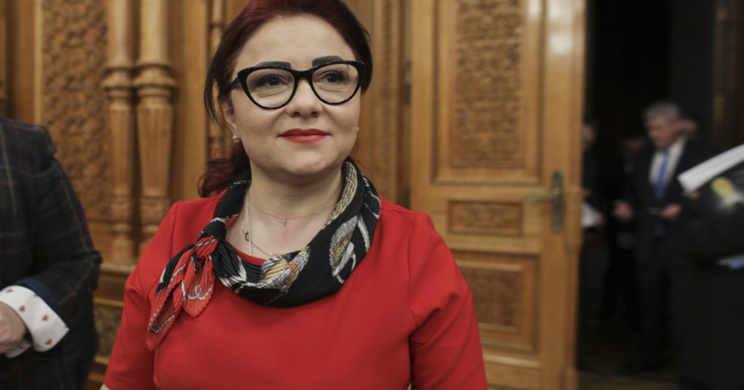 Cristina Trăilă a decis să se retragă din funcția guvernamentală. Răspunsul ei la acuzațiile din cazul DNA