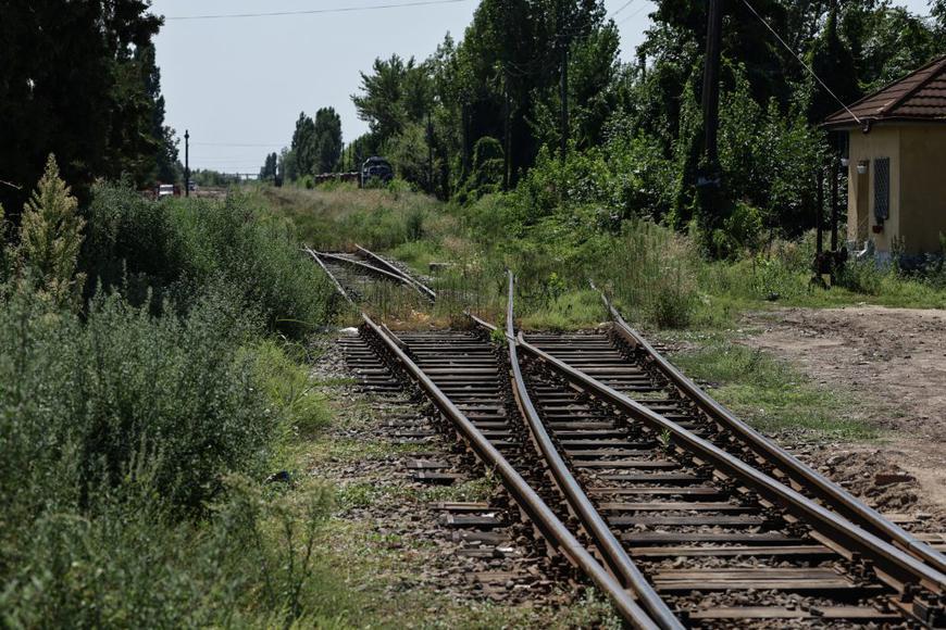 Gara din București își încheie activitatea după 66 de ani. Lucrările au demarat cu ajutorul buldozerelor.