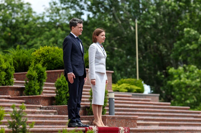 Probabilitățile ca R. Moldova să abandoneze independența pentru a se alătura UE. Examinarea scenariului unirii cu România în mass-media internațională.