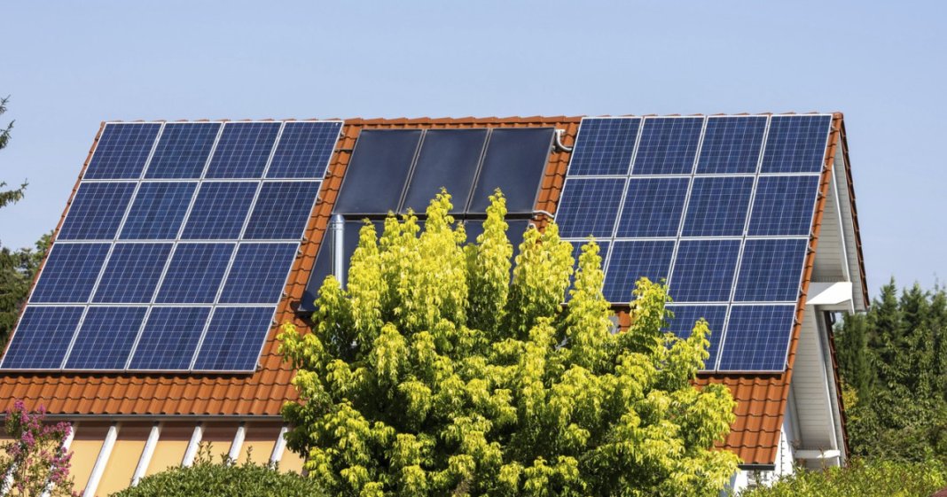 Prosumatorii îi transmit lui Bolojan un mesaj în timpul crizei energetice: „Dacă dorești să-mi gestionezi bateria…