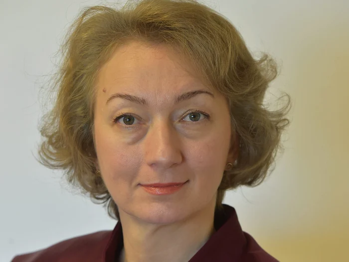 SURSE: Simina Tănăsescu, discuție cu Bolojan înainte ca CCR să se pronunțe în legătură cu Legea ANI, referitoare la Dominic Fritz. Zamfir: „Ce a căutat președinta CCR în biroul lui Abrudean?”